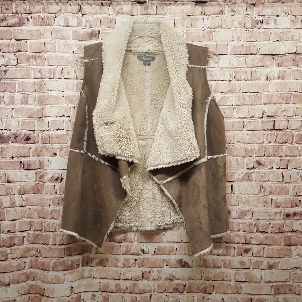 Natural Reflections Vest Open Size Small